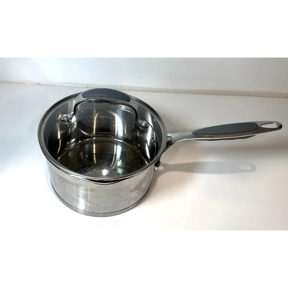 David Burke Gourmet Pro Stature EZ Strain 2.5 qt Saucepan double pour and lid